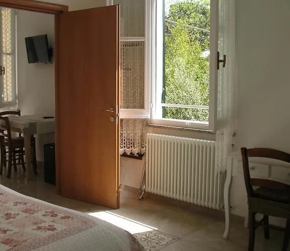 Pensjonat Affittacamere Antonella 3*