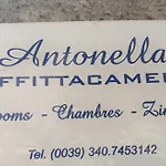 Guest house Affittacamere Antonella 3*