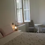 Guest house Affittacamere Antonella 3*