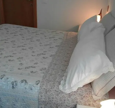 Affittacamere Antonella 招待所